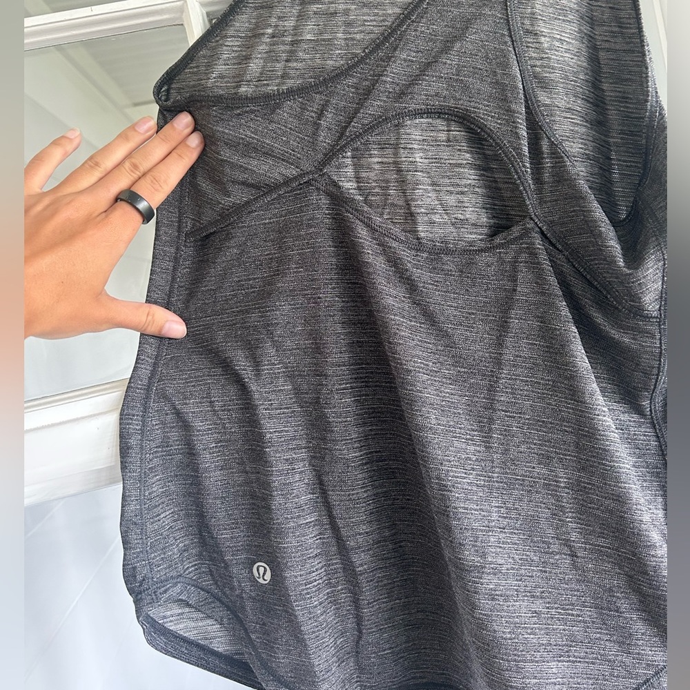 Lululemon Women’s Tank Top Gray Key Hole Back Racerback